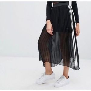 Women Adidas Skirt Set